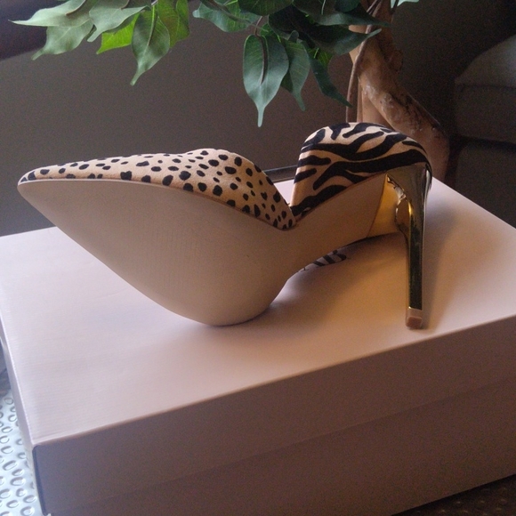 Shoes - Picture 4 of 4